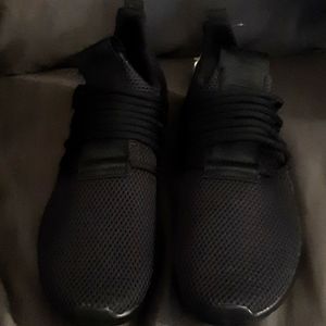 Adidas light Racer Adapt 3.0 color black size 10